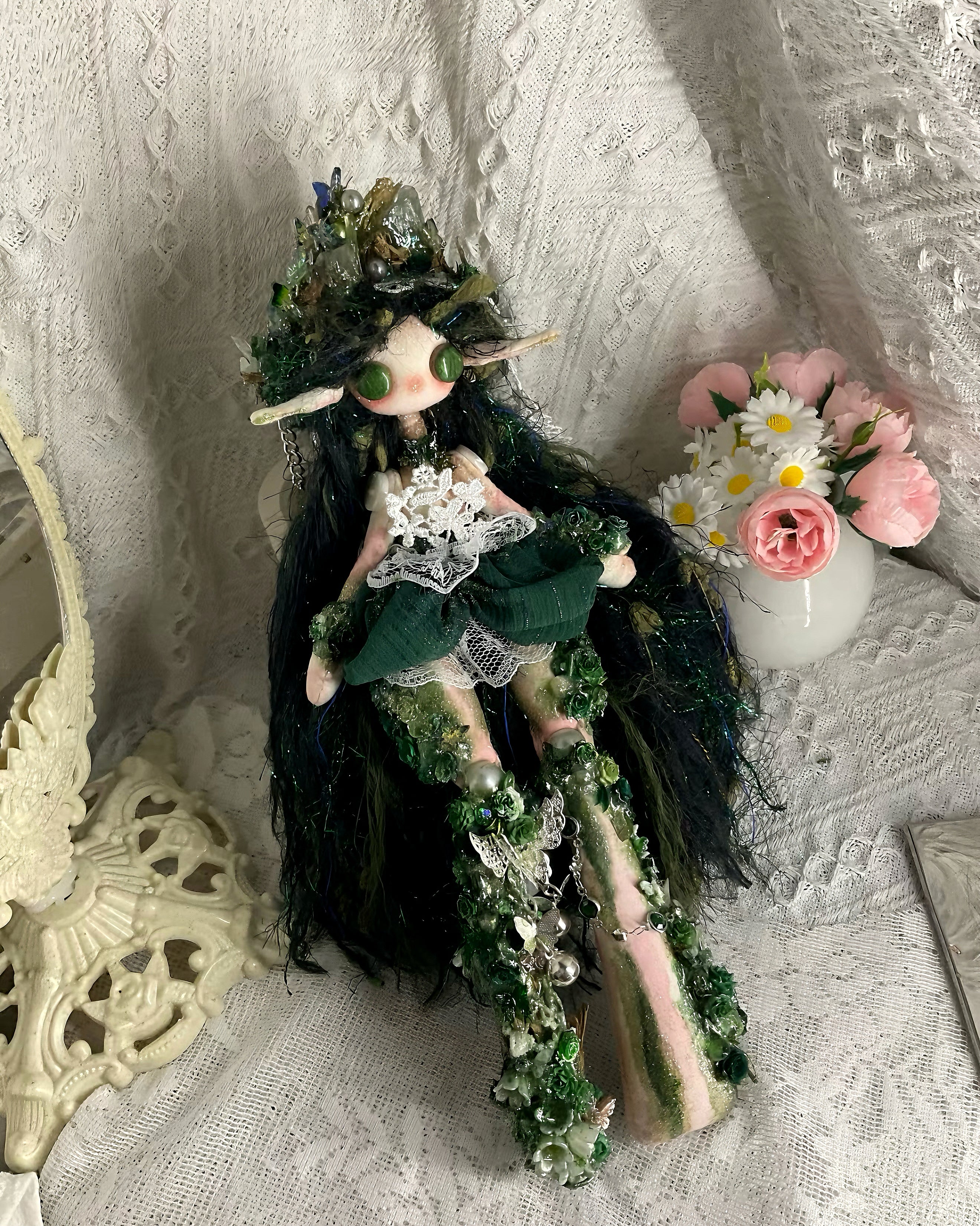 custom‑order a doll in a similar style